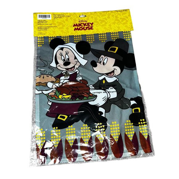 Disney's Mickey and Minnie Mouse Thanksgiving pilgrims garden flag NEW 12.5x18" - Picture 1 of 3